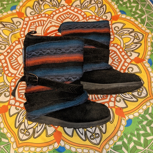 Muk Luks | Nikki Belt Wrapped Boots in Twilight